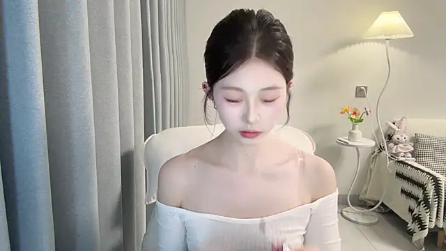 DYyyyyy-- online show from April 17, 2026, 10:51 am