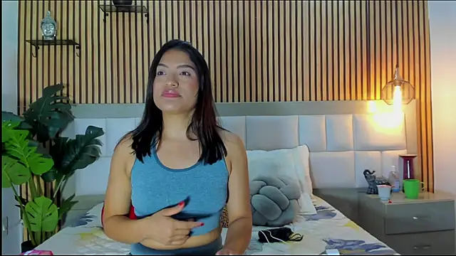 Georgia Vega online show from February 17, 2026, 7:22 pm