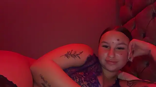 Snapshot of MissSophhh chatting on February 12, 2026, 3:28 am MissSophhh online show from February 12, 2026, 3:28 am