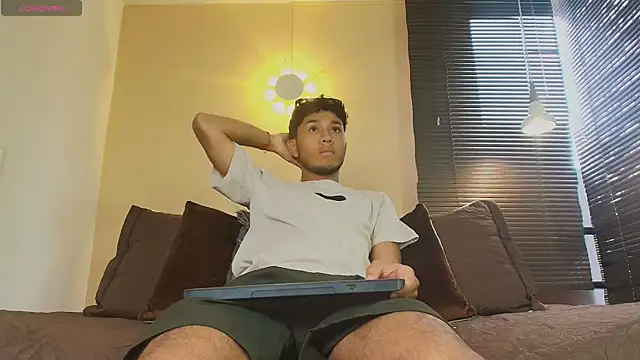 Damon Salvarote S online show from April 13, 2026, 7:29 pm