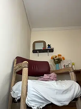 LilaRvsh online show from March 24, 2026, 5:24 pm