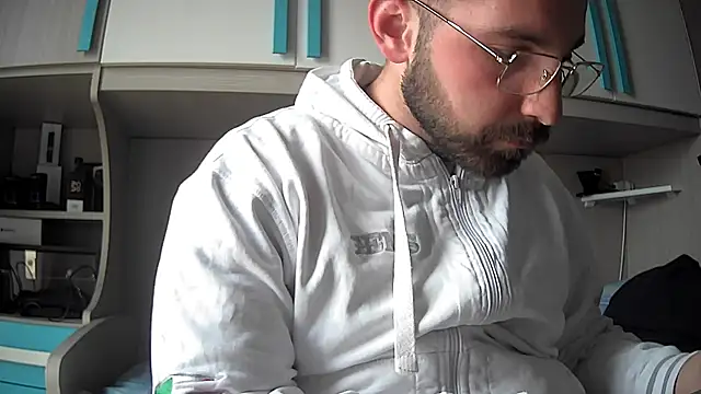 no-name15 online show from April 13, 2026, 3:38 pm