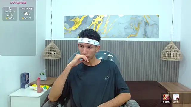 Snapshot of JDWhite18 chatting on February 18, 2026, 4:32 am JDWhite18 online show from February 18, 2026, 4:32 am