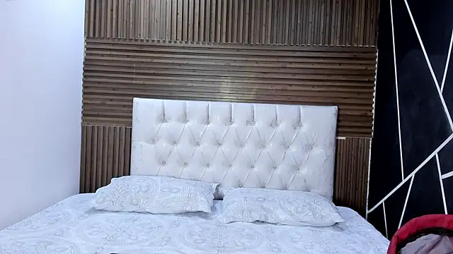 shaden  online show from April 11, 2026, 10:13 pm