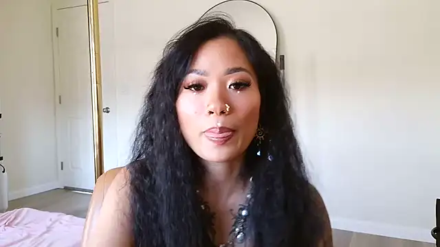 Snapshot of 222goddess444you chatting on June 14, 2026, 12:18 am 222goddess444you online show from June 14, 2026, 12:18 am