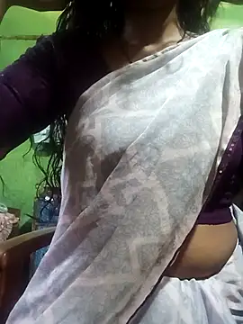 Royal hotti0011 online show from February 20, 2026, 5:04 am