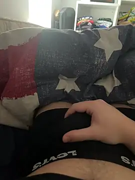 Enzo 2763 online show from February 28, 2026, 9:09 am