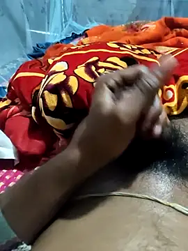 akku6147 online show from February 7, 2026, 1:02 am