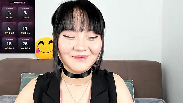 Snapshot of Norinorika chatting on February 25, 2026, 11:26 pm Norinorika online show from February 25, 2026, 11:26 pm