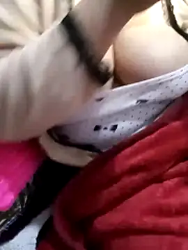 Womengood112 online show from February 19, 2026, 4:31 am