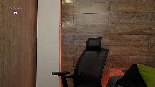 connor h1 online show from April 4, 2026, 5:25 am