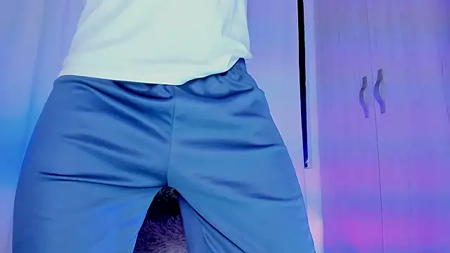 Snapshot of Velvet_Angel chatting on February 19, 2026, 7:33 pm Velvet Angel online show from February 19, 2026, 7:33 pm