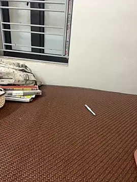 Yinini online show from April 13, 2026, 2:32 pm