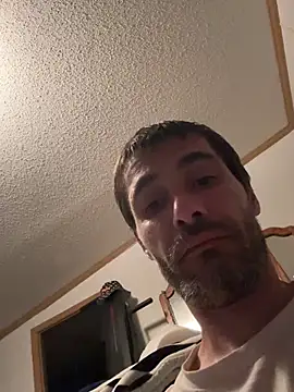 Snapshot of tommattsonn chatting on July 5, 2026, 1:21 am tommattsonn online show from July 5, 2026, 1:21 am