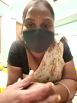 Snapshot of Tamil_Hot_Nisha chatting on February 10, 2026, 6:23 am Tamil Hot Nisha online show from February 10, 2026, 6:23 am