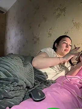 Naughtgirl 2026 online show from February 14, 2026, 2:17 pm