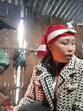 lena-cute online show from February 3, 2026, 1:16 am