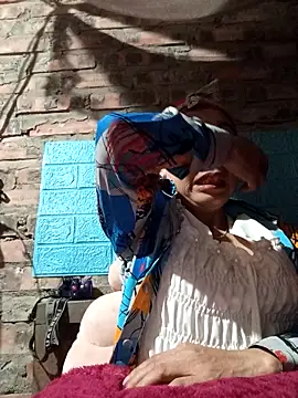 lena-cute online show from February 9, 2026, 10:52 pm