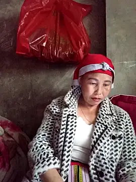 lena-cute online show from February 23, 2026, 10:27 am