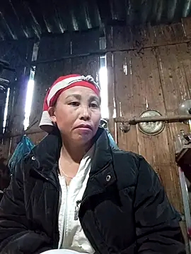 lena-cute online show from February 21, 2026, 12:12 am