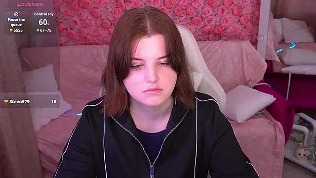 KristiFoxy online show from March 9, 2026, 7:34 am