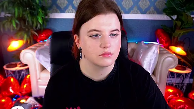 Snapshot of KristiFoxy chatting on February 15, 2026, 5:19 am KristiFoxy online show from February 15, 2026, 5:19 am