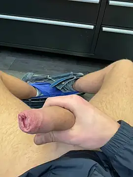 Robertocavall online show from February 21, 2026, 4:53 pm