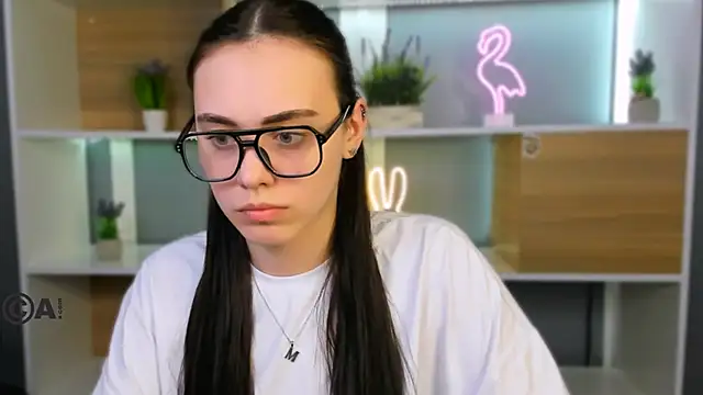 emma swee online show from February 26, 2026, 12:49 pm