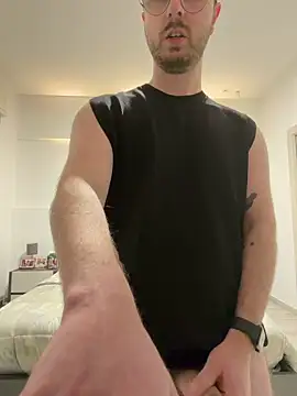 ItalianAlex online show from February 10, 2026, 4:39 pm