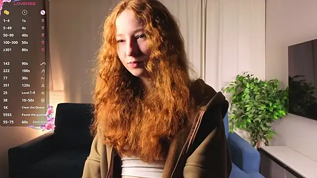 Snapshot of MaraButtrey chatting on February 11, 2026, 1:05 am MaraButtrey online show from February 11, 2026, 1:05 am