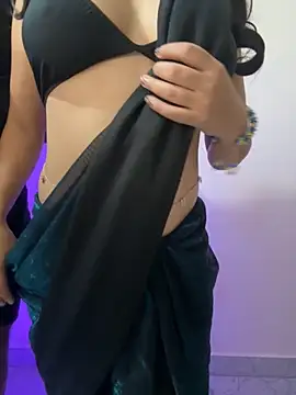 Snapshot of Hot_Bhavi_ chatting on April 28, 2026, 7:07 pm Hot Bhavi online show from April 28, 2026, 7:07 pm
