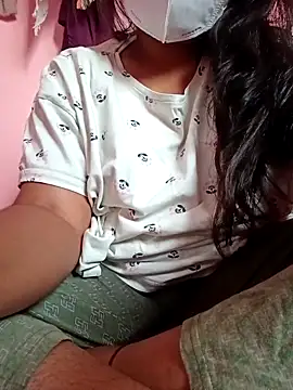 Snapshot of vyshali_vyshu chatting on February 28, 2026, 12:27 pm vyshali vyshu online show from February 28, 2026, 12:27 pm