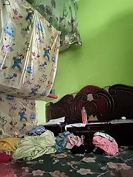 06Rozi online show from April 15, 2026, 8:09 am