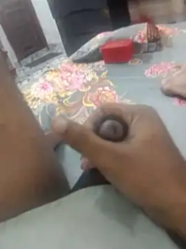 Snapshot of sos-boy chatting on February 22, 2026, 8:54 pm sos-boy online show from February 22, 2026, 8:54 pm