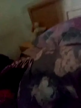 Snapshot of loveofpetitegirls34 chatting on February 11, 2026, 10:15 am loveofpetitegirls34 online show from February 11, 2026, 10:15 am