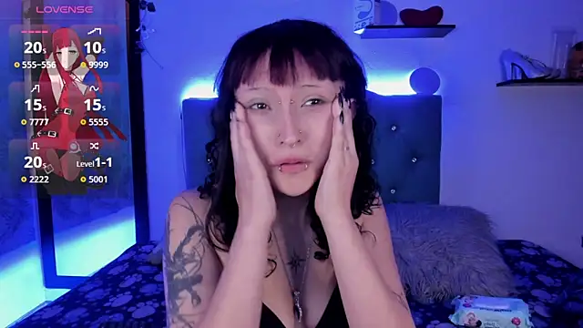 Snapshot of Gemma_honey chatting on June 18, 2026, 2:11 pm Gemma honey online show from June 18, 2026, 2:11 pm