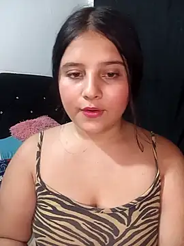 Snapshot of Salome_Vivas chatting on April 28, 2026, 2:49 am Salome Vivas online show from April 28, 2026, 2:49 am