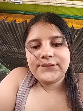 Snapshot of Salome_Vivas chatting on May 2, 2026, 6:13 pm Salome Vivas online show from May 2, 2026, 6:13 pm