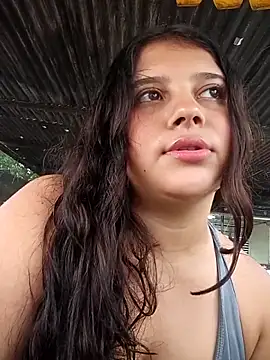 Snapshot of Salome_Vivas chatting on April 29, 2026, 3:27 pm Salome Vivas online show from April 29, 2026, 3:27 pm