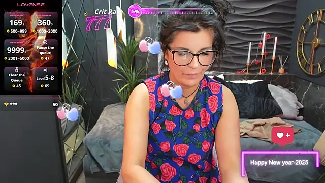 Snapshot of RikaCoutts chatting on April 21, 2026, 8:37 pm RikaCoutts online show from April 21, 2026, 8:37 pm