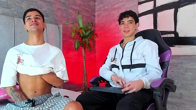 Snapshot of Elbombondelcircuit chatting on February 23, 2026, 12:06 pm Elbombondelcircuit online show from February 23, 2026, 12:06 pm