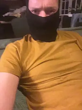 Kylxxx8 online show from February 2, 2026, 10:20 pm