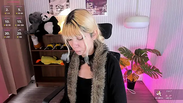 Snapshot of Laukyubey1 chatting on February 13, 2026, 7:36 pm Laukyubey1 online show from February 13, 2026, 7:36 pm