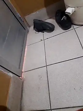 ramiroivan200 online show from February 25, 2026, 7:58 pm