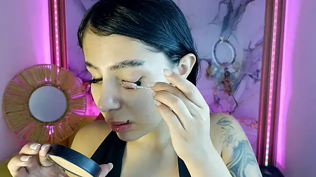 Snapshot of Abby_Rouse_m chatting on May 31, 2026, 1:33 am Abby Rouse m online show from May 31, 2026, 1:33 am