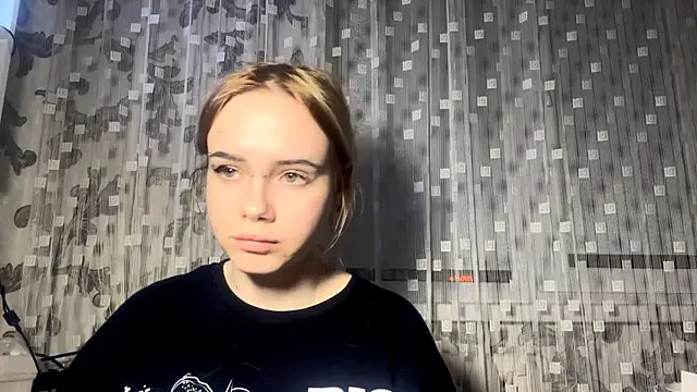 Snapshot of LedAffinity chatting on February 14, 2026, 2:50 pm LedAffinity online show from February 14, 2026, 2:50 pm