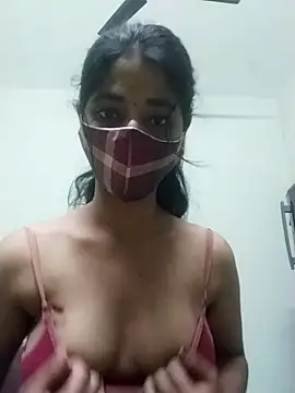 Kitti-Sharma online show from March 23, 2026, 10:48 am