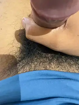 Snapshot of badassmaster42r chatting on March 3, 2026, 7:04 am badassmaster42r online show from March 3, 2026, 7:04 am