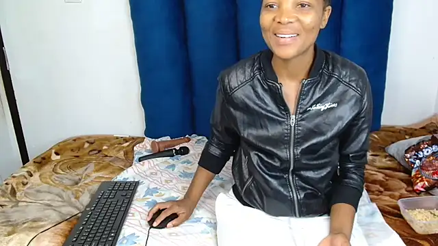 Snapshot of ForeverSexy_ chatting on February 23, 2026, 7:09 am ForeverSexy online show from February 23, 2026, 7:09 am