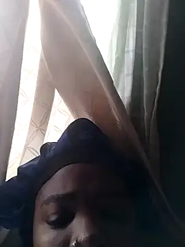 Snapshot of blxckiey chatting on March 20, 2026, 8:48 am blxckiey online show from March 20, 2026, 8:48 am